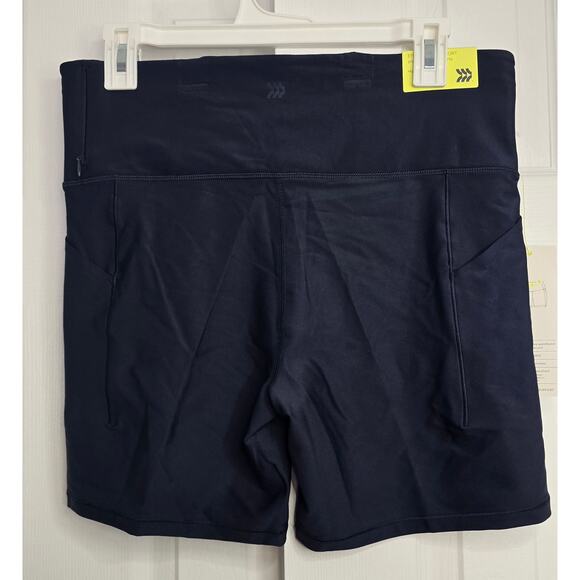 All in Motion Women's Navy Blue Effortless Support Pocketed Bike Short- Large - Picture 2 of 6